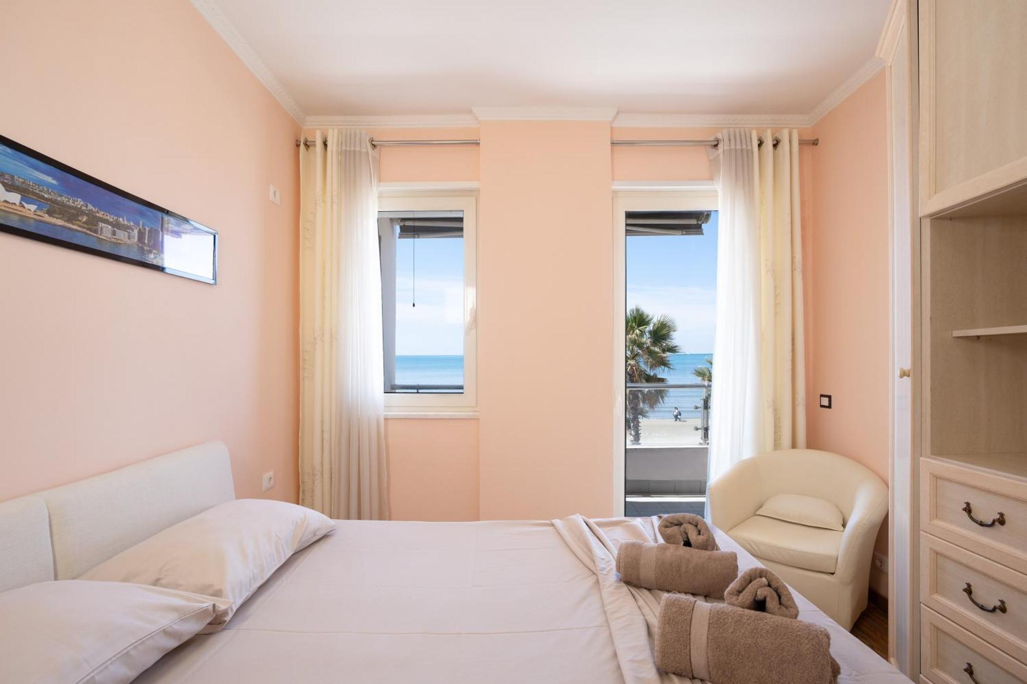 Sea View-Apartment On The Beach - Durrs2 Δυρράχιο Εξωτερικό φωτογραφία